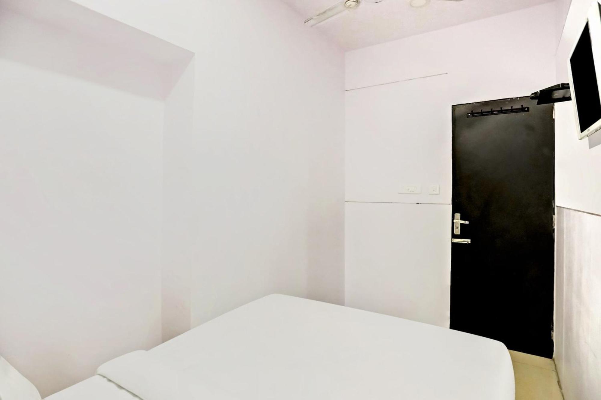 Hotel O North Campus ニューデリー エクステリア 写真